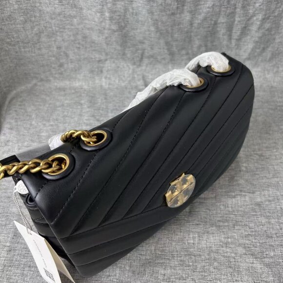 NO.726 TORY BURCH SMALL KIRA CHEVRON SHOULDER BAG IN BLACK - Picture 5 of 11